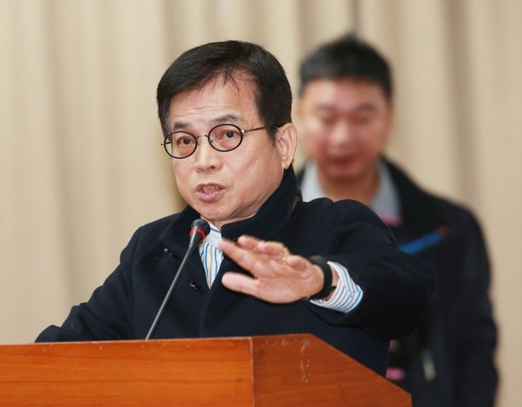 "�{(l��n)ί"Մ��Ұ����:�G�I(y��ng)�xǰ�ں��t�� �x��(y��u)��׷��