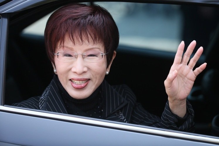 洪秀柱就職國民黨主席 馬英九力挺:全力共推改革 洪秀柱就職國民黨主席 馬英九力挺:全力共推改革