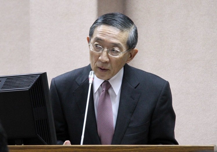 民進黨"立委"再霸道質詢 當眾辱罵"外交部長"是木頭 民進黨"立委"再霸道質詢 當眾辱罵"外交部長"是木頭