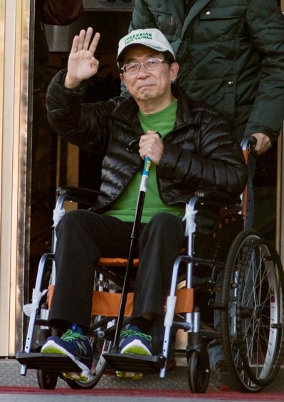 高雄議會(huì)民進(jìn)黨團(tuán)深夜聯(lián)署“特赦”陳水扁提案 高雄議會(huì)民進(jìn)黨團(tuán)深夜聯(lián)署“特赦”陳水扁提案