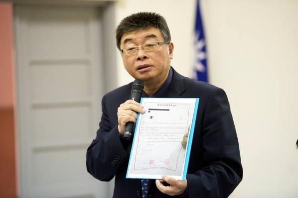 邱毅:柯文哲民調(diào)下滑代表臺北市民逐漸覺醒 邱毅:柯文哲民調(diào)下滑代表臺北市民逐漸覺醒