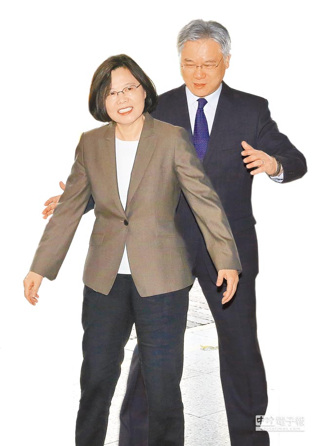 ��Ӣ�ģ���27�ո��ί�� �������F����ί�����ԣ��ң��Hӭ��ᘌ��ɰ��Pϵ����������ՄԒ����̽�������DƬ��Դ���_�����Ї��r�󡷣�