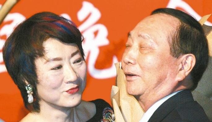 臺灣扁朝巨貪加州車禍身亡 曾掏空730億7女子獲罪 臺灣扁朝巨貪加州車禍身亡 曾掏空730億7女子獲罪