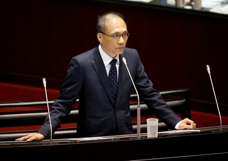 深綠學者:天災人禍不斷 林全"內閣"難撐過年底 深綠學者:天災人禍不斷 林全"內閣"難撐過年底