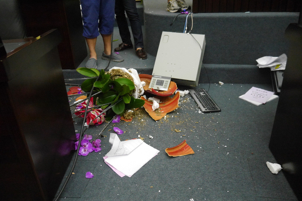 ����ˤ�ļ������Ԓ����ײ�����Եȣ������y