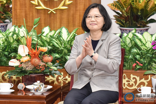 �����h���RӢ�ųɲ�Ӣ�Ĉ�(zh��)���o�ܵĉ|��