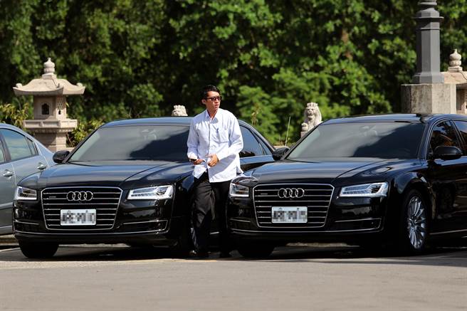 ��Ӣ����܇���_2500�fԪ���_��