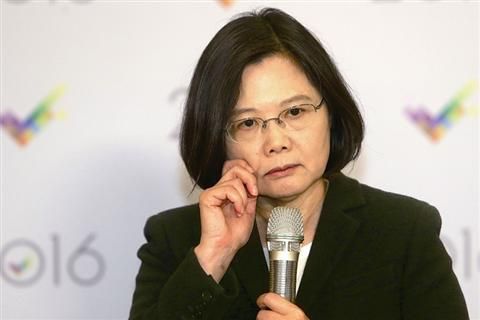 "����ȽȽ"���o��? ����Ԫ:��Ӣ�ĳ��e(cu��)�s�������J(r��n)