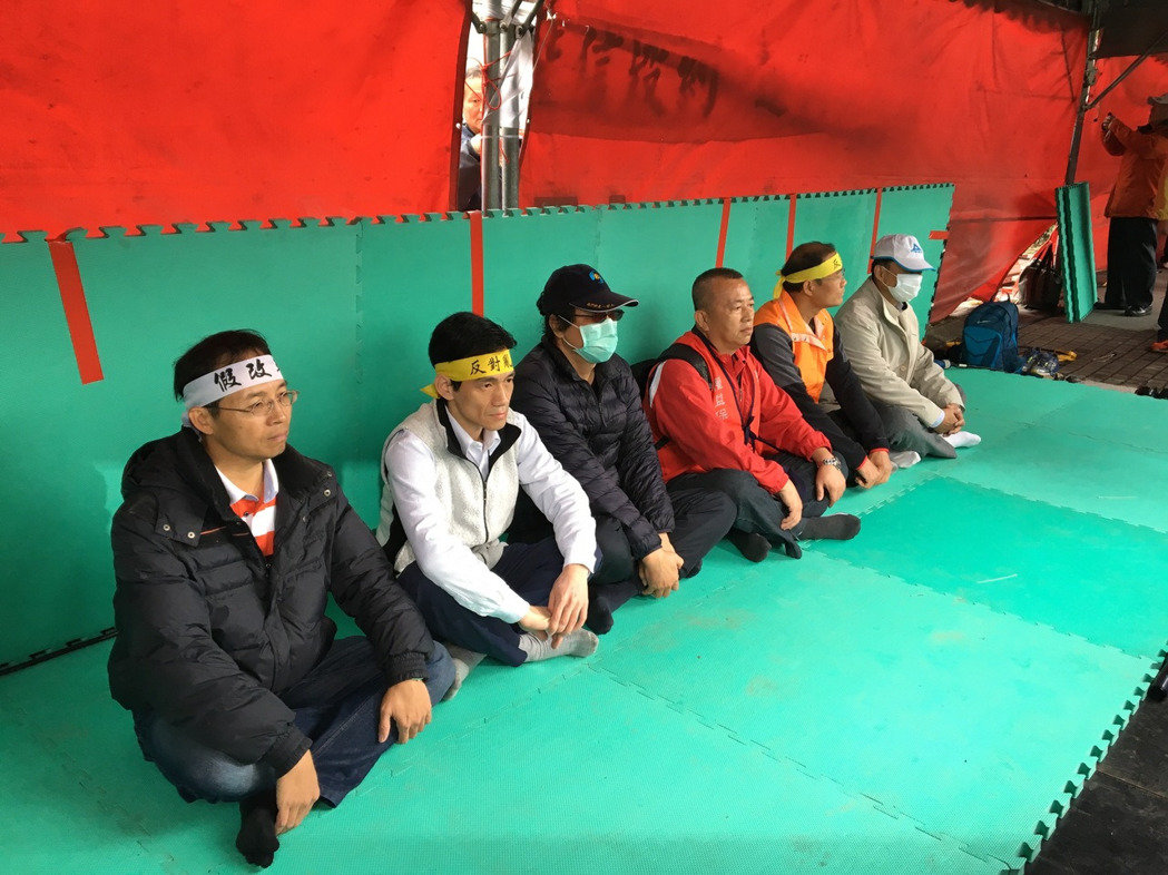 �B�_��(hu��)���c(di��n)������ ��ĺ΁�(l��i)��ƽ�\(ch��ng)�ţ�