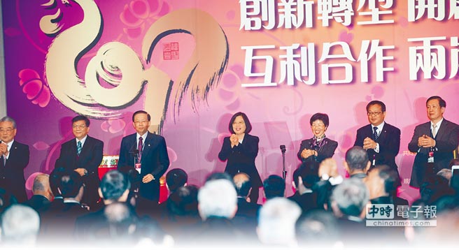 臺媒:民進黨執政者當鴕鳥 島內旅游業者苦難熬 臺媒:民進黨執政者當鴕鳥 島內旅游業者苦難熬