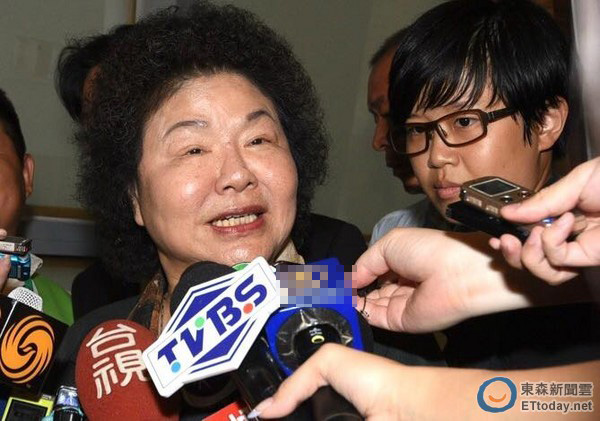 邱毅批陳菊權力傲慢越來越明顯 點出其5項致命傷 邱毅批陳菊權力傲慢越來越明顯 點出其5項致命傷