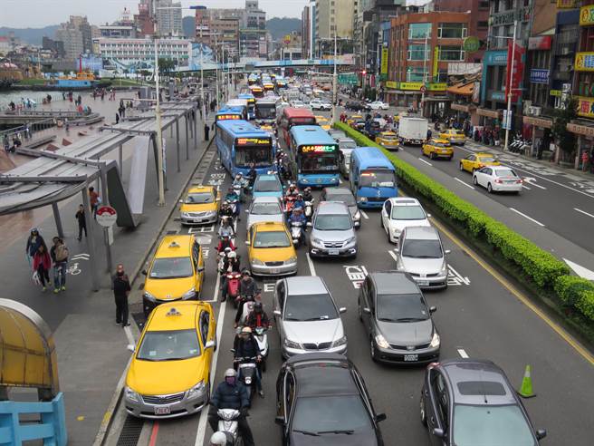 ���_�����������Y��ʯ�~�񲻳����R·����ˣه