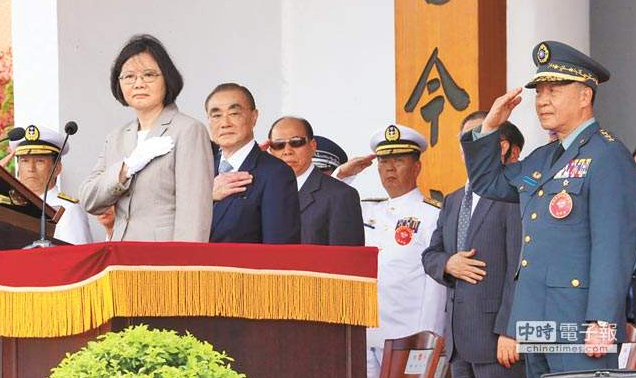 蔡正元諷蔡英文馮世寬比較適合拍“皇民的后裔” 蔡正元諷蔡英文馮世寬比較適合拍“皇民的后裔”