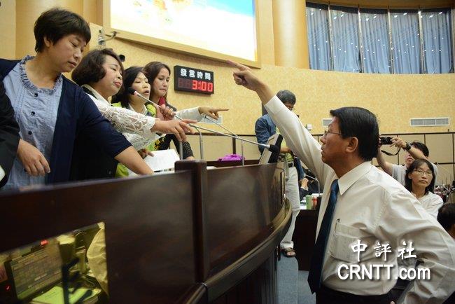 104647579.jpg 104647579.jpg