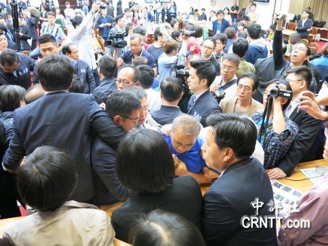 104658602.jpg 104658602.jpg