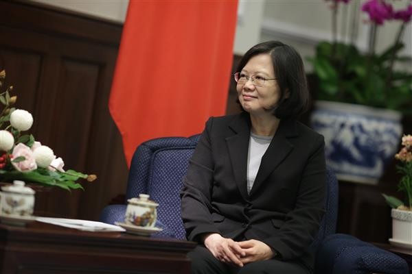 ��6���_(t��i)���겻�M��Ӣ�Ĉ�(zh��)�� �����󣺰�ǧ�|�e���Ϳպ���δ��