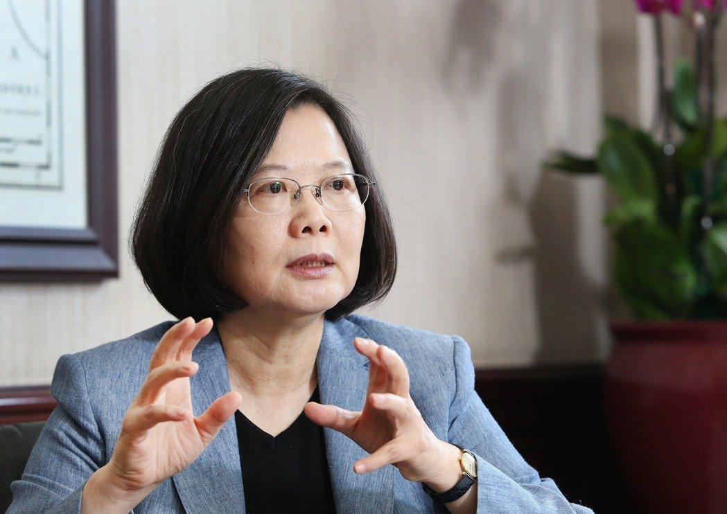 蔡英文執政周年狂找政績 被懟曬推翻"九二共識"CP值 蔡英文執政周年狂找政績 被懟曬推翻"九二共識"CP值