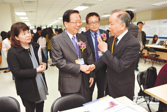 �ɰ��P(gu��n)ϵ���� �����������I(l��ng)��н���S���؈��λ