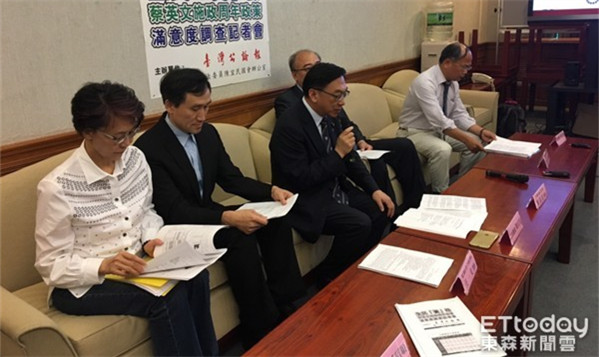 ��Ӣ��ʩ��������{�� �^�����J�鮔�ֲ�ֵ������