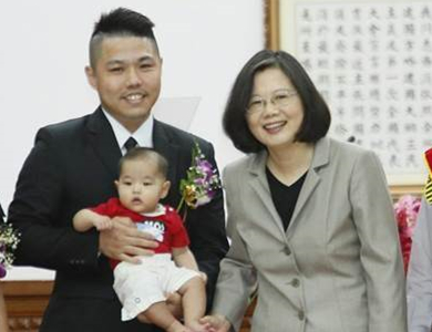 ��Ӣ��һ��Ԓ׌�W��ë���Ȼ �����̄e���p�_Ů��