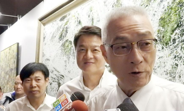 吳敦義整合宋楚瑜? 親民黨冷回:現在談是吃豆腐 吳敦義整合宋楚瑜? 親民黨冷回:現在談是吃豆腐