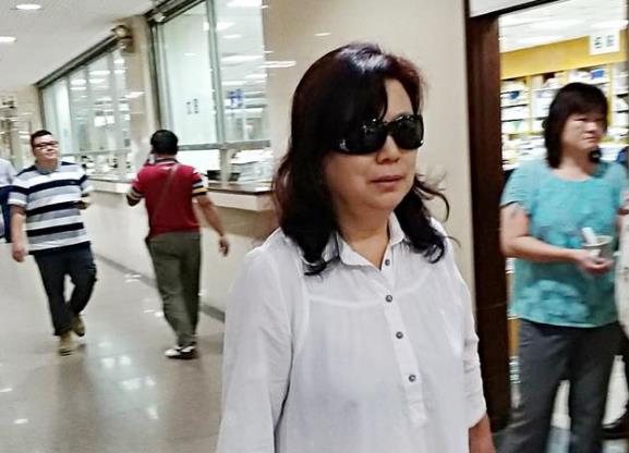 兩蔣日記歸屬權(quán)存爭(zhēng)議 蔣經(jīng)國(guó)兒媳淚泣法庭 兩蔣日記歸屬權(quán)存爭(zhēng)議 蔣經(jīng)國(guó)兒媳淚泣法庭