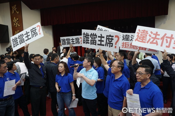 ���M(j��n)�h���؃ɴ��L��ռ�I(l��ng)��ϯ�_�c�R�RӢ��