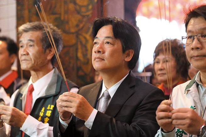 親綠民調(diào)逼宮蔡英文 稱賴清德才是臺灣將來的領(lǐng)導(dǎo)人 親綠民調(diào)逼宮蔡英文 稱賴清德才是臺灣將來的領(lǐng)導(dǎo)人