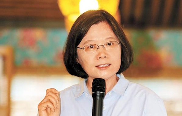 �_ý����Ӣ������ͦ�Խ�܊Ş ���¾͸�����׷��