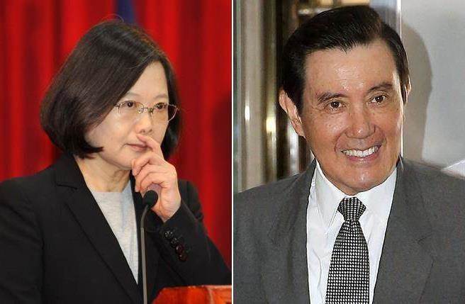 從民調(diào)數(shù)字上看,蔡拖累民進(jìn)黨選情的殺傷力,遠(yuǎn)遠(yuǎn)超過馬英九。(圖片來源:臺(tái)灣《中時(shí)電子報(bào)》) 從民調(diào)數(shù)字上看,蔡拖累民進(jìn)黨選情的殺傷力,遠(yuǎn)遠(yuǎn)超過馬英九。(圖片來源:臺(tái)灣《中時(shí)電子報(bào)》)