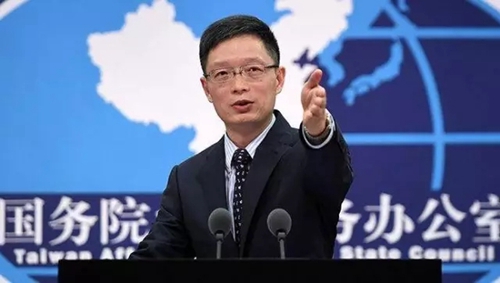 臺(tái)灣文言文鬧劇又迎“反轉(zhuǎn)大戲” 蔡當(dāng)局為“去中”教壞年輕一代 臺(tái)灣文言文鬧劇又迎“反轉(zhuǎn)大戲” 蔡當(dāng)局為“去中”教壞年輕一代