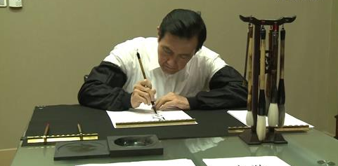 �RӢ�Śv�괺(li��n)��P�c(di��n)��������Ԅ���ܸ��^�����γɾ�