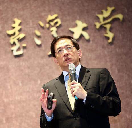 臺大校長懸而未定最高學府成笑柄 蔡當局自導鬧劇豪賭臺灣未來 臺大校長懸而未定最高學府成笑柄 蔡當局自導鬧劇豪賭臺灣未來