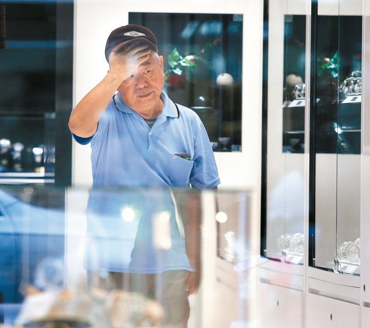 臺灣第3季度GDP保1不成變負1 消費跌至6年新低 臺灣第3季度GDP保1不成變負1 消費跌至6年新低