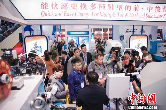 ���w�������_���^���ܚgӭ��������܎ �z