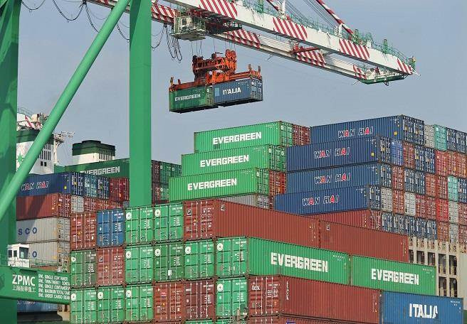 臺灣地區7月出口年增1.2% 終止連17黑 臺灣地區7月出口年增1.2% 終止連17黑