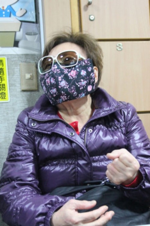 ����Ů܊��ǲ��  ĸ�����m܊�� ���ӵ�ǰ܊���Ů܊���~õ19����ǲ����Ѻ���_�еؙz��w�����~ĸ���D���f��Ů�����Բ��m���I܊���������Ҳ�����Q���ڣ��������ǲ�������������ӛ�����Ҕz                  103��1��19��