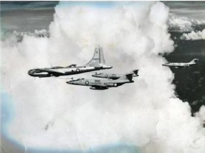 美軍十余年前為臺偵照機空中加油照曝光(圖)