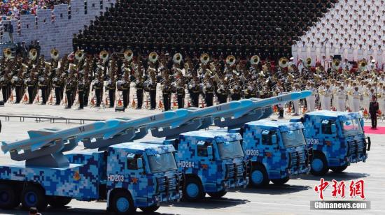 原臺灣防務(wù)高官:大陸閱兵展示新武器非針對臺灣