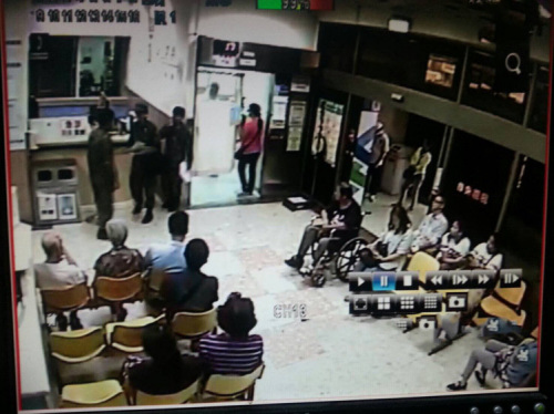 �����܊542�ñ��y����,�M(j��n)�Ќ�������ݾ�,һ���S���{���,�����۾��ܵ����m����,���t(y��)���ȡ�ӛ������|�u���z