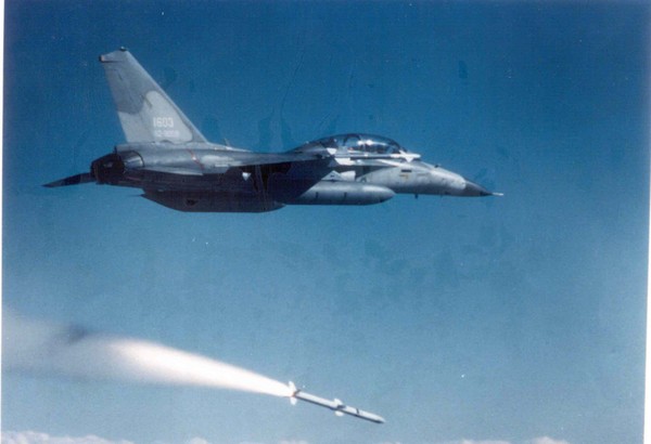 �_܊�w������ը�����ǉ��� �_�O�첿�TҪ�����{����