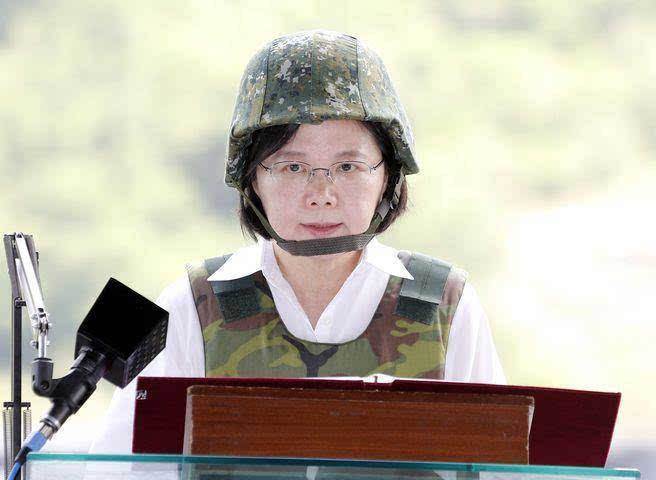 臺灣退將揭露防務部門“重層嚇阻”大矛盾:失義荒誕 臺灣退將揭露防務部門“重層嚇阻”大矛盾:失義荒誕