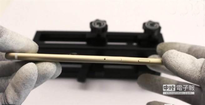 ����Ť���Ϸ��{���ݽz��iPhone��߅ʩ������һ������iPhone 6��׃ֱ��