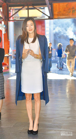 臺灣藝人黃子佼:全智賢前年赴臺宣傳媒體都沒滿