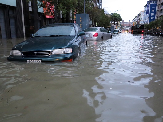 ���ۡ����ϼӞġ�һҹ���� �ą^���ˡ�����