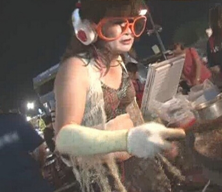 �û�ҹ�п�����а�Ů�b�����������_ý�D��