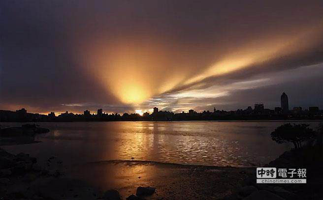 �P���_�L�^���_����21���峿���F�������ճ�ϼ��