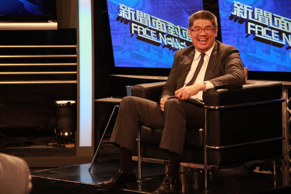 連勝文接受電視臺(tái)專訪。(臺(tái)媒圖) 連勝文接受電視臺(tái)專訪。(臺(tái)媒圖)
