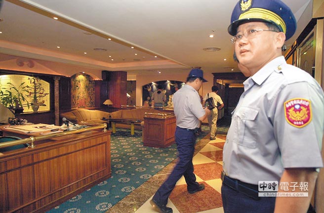 ����ǰ��ݠ�^���`�������Խ��׵��e�^��KTV�Ƶ��4�ҠI�I�������M�Д�ˮ��늵�̎��