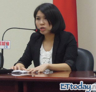 �RӢ�Ź�ۡ��ײ �RӢ���k���ң��l؟�κ���ʽ����